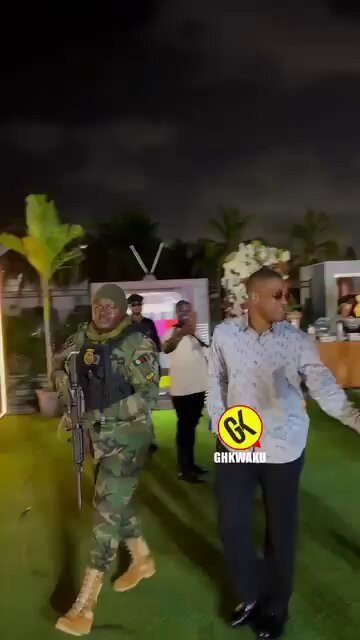 qIgzOrX09OYjo yH.jpg