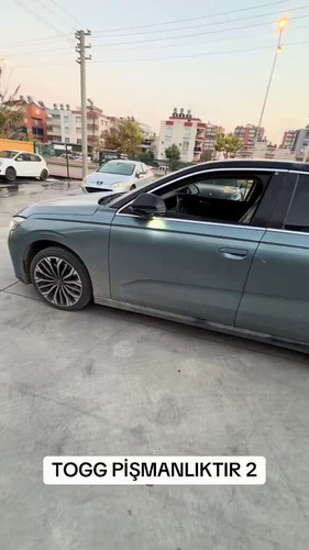 KxXoYHuJyXA lVD5.jpg