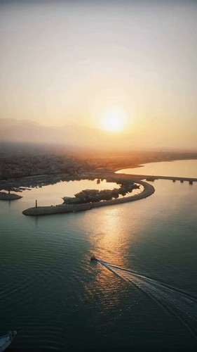 BOu RG2KL7vYf0AY.jpg