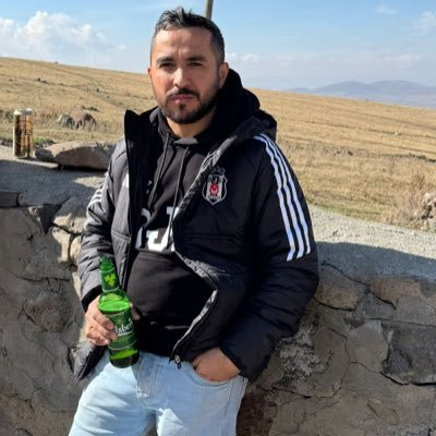 G8DoHU9W8AE37Si.1