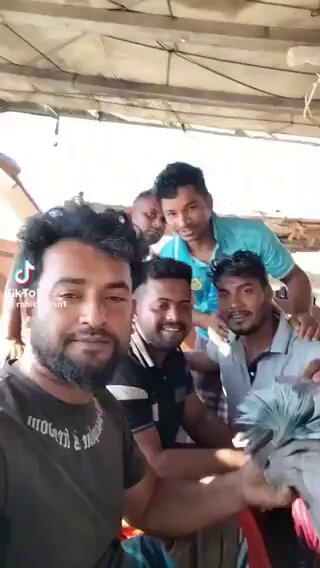 qB6rAuQT0Zprw4n1.jpg