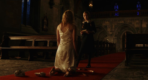 Wake.Up.Dead.Man.A.Knives.Out.Mystery.2025.720p.NF.HD.DesireMovies.MY.mkv snapshot 00.14.01.542