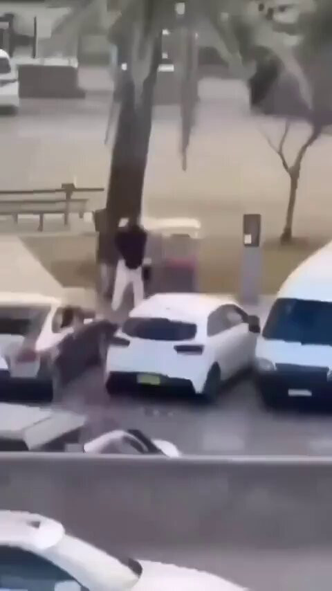 FlmAa u6nNCGd8zJ.jpg