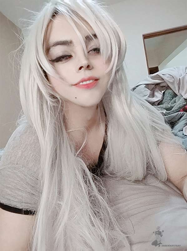 darkwaifutrap in answer #2406353