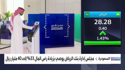 HAKeHF8WEAAZbUR.1