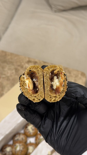 HAJ clvXIAA7W9l.jpg