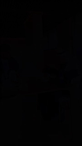 iWBUxgLKlbRLoTKV.jpg