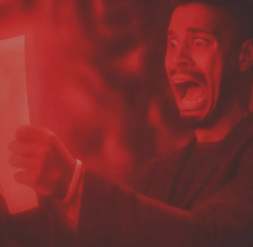 where version of this meme where hes happy and the paper v0 44v78luext8g1.png