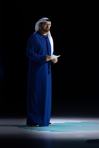 HAN ZEbwAAl6f8.jpg