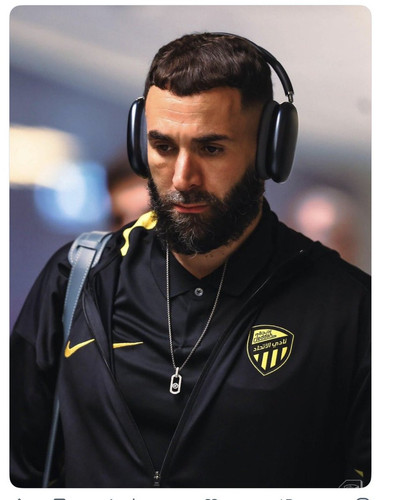 HAM86L5aAAA7X Z.jpg