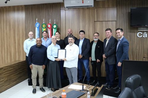 Em alusão ao dia do Maestro, comemorado nesse dia 23 de setembro, a Câmara Municipal de Içara, a.jpg