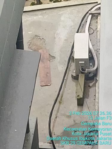 Atap pos ruang jaga rembes air karena atap rusak lt. 1.jpg