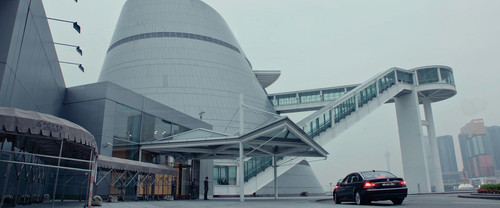 Now.You.See.Me.2.2016.2160p.UHD.BluRay.CZ SK EN.TrueHD.Atmos.7.1DoVi.HDR.x265 E.mkv 20260202 215239..jpg