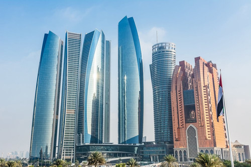 Abu Dhabi Tour from Dubai – Explore the Capital in a Day.1