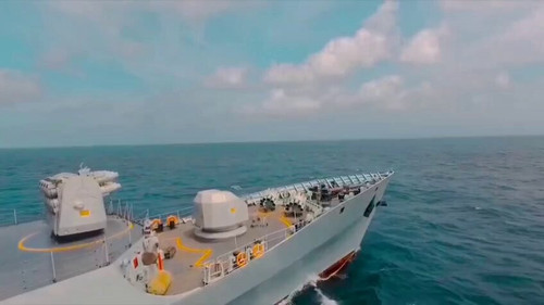 e Jn6vaerb 1jh4c.jpg