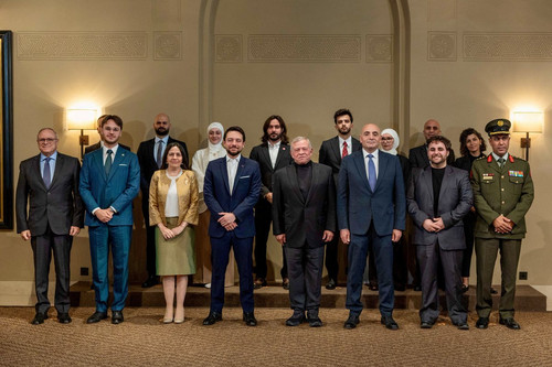 G8I9WsEWkAcZlB4.jpg