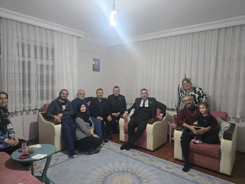 G8EL fMXsAATf3i.jpg