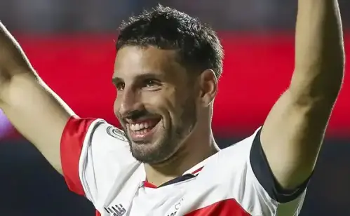 Calleri nega proposta do Boca Juniors e deve permanecer no São Paulo, desfecho em jogo