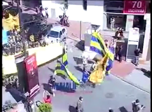 0Cjh42gALvb0ZdVx.jpg