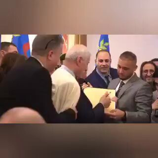  NU4Upoj0GeydXhy.jpg