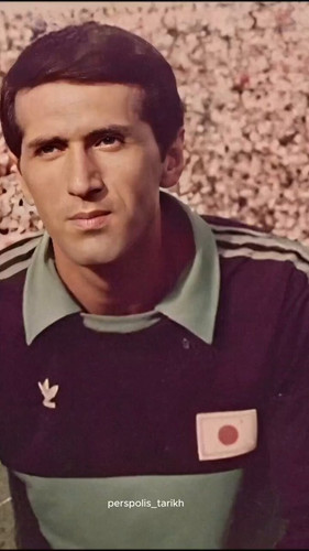 Bv92Ym7uslHx5 XB.jpg