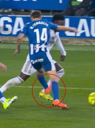 G8KTuBGWMAECVlk.jpg