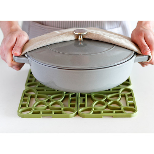 Green Trivet 04.jpg