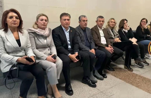G8D4fnDWUAEZufu.jpg