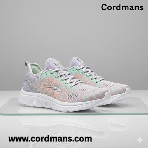 sports shoes.png