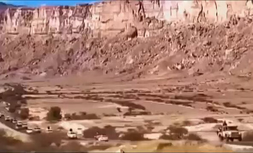 cbgbfPE0yHHG7FNq.jpg