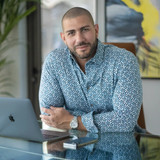 Nathan Levinson, Founder of Royal York Property Management, casual entrepreneur portrait.