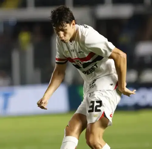 Nahuel Ferraresi se destaca no São Paulo: torcida avalia impacto da temporada do zagueiro