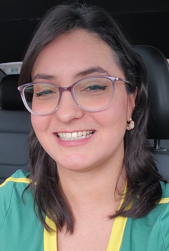 lara rosto.png