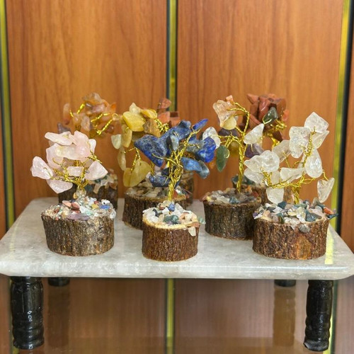 Avisa Wellness, founded by spiritual healer Radhika Suresh, is your trusted destination for metaphys.jpg