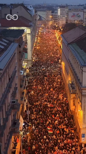 EzmTxa0FtQD95q G.jpg