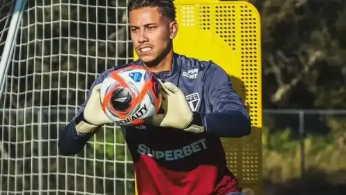 Adeus? Goleiro se despede do São Paulo ao final do ano