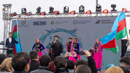 G7Zhu2lW8AAIwNi.jpg
