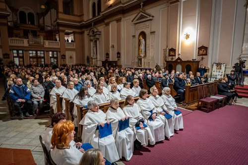 597828203 1718534649510285 8949909458247866446 n.jpg?stp=dst jpg s590x590 tt6& nc cat=107&ccb=1 7& n.jpg