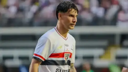 Clubes turcos em disputa acirrada: São Paulo avalia proposta por Ferreirinha em meio a sondagens