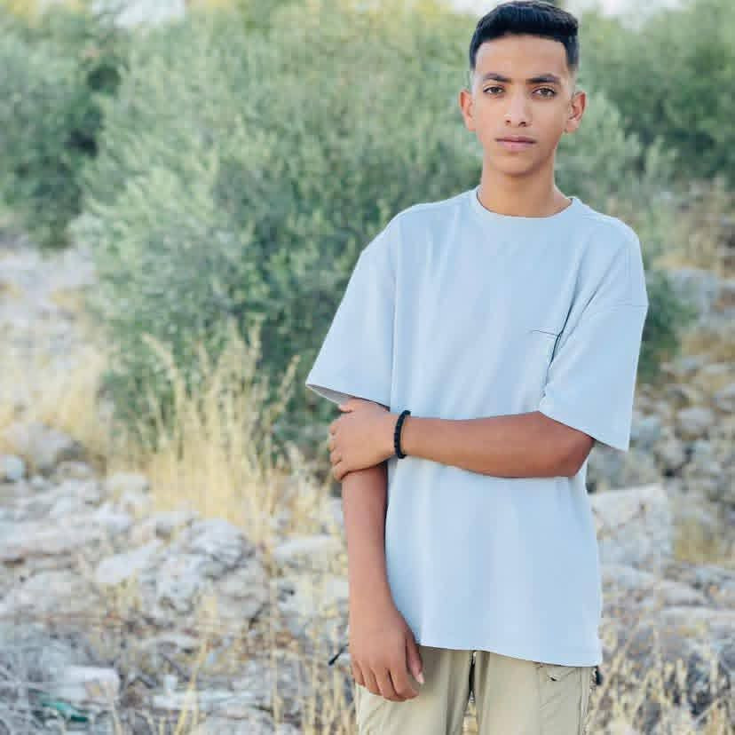 استشهد الشاب عمار ياسر صباح برصاص الاحتلال خلال المواجهات في بلدة تقوع، جنوب شرق بيت لحم....