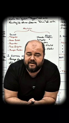 CKtXaMC1ii Y5KRW.jpg