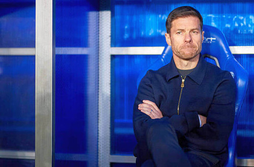 Xabi Alonso geram kepada wasit Victor Garcia Verdura Getty Images 696x456.jpg
