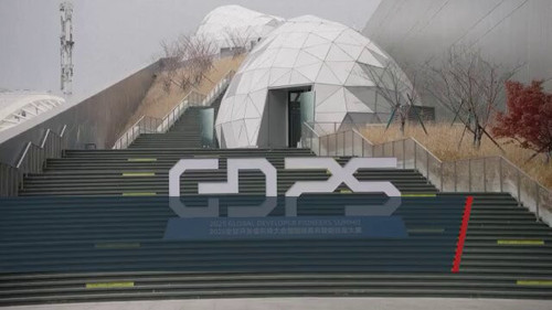 zlaOKFQikR 20V3s.jpg