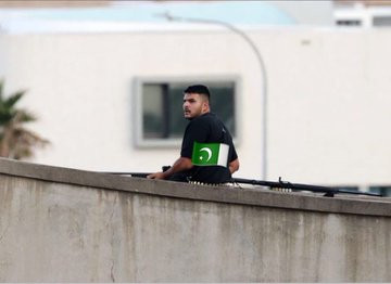 G8IqrsqasAA2aeF.jpg