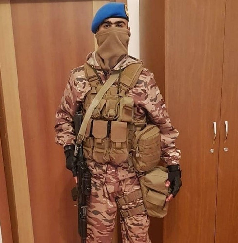 G3 3I XEAA78Yl.jpg