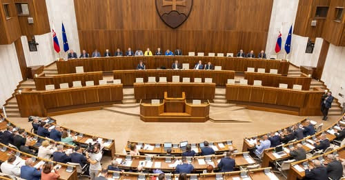 12842218153532254524?url=https%3A%2F%2Ffelvidek.ma%2Fwp content%2Fuploads%2F2026%2F02%2Fparlament na.jpg