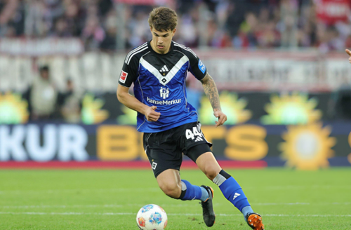 Luka Vuskovic Bayern Munich Jonathan Tah Istimewa 2 696x456.png