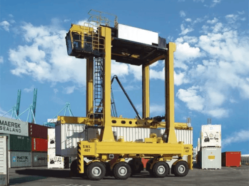 Reliable Global Trade Support with Expert Custom Broker Company in Bahamas.gif