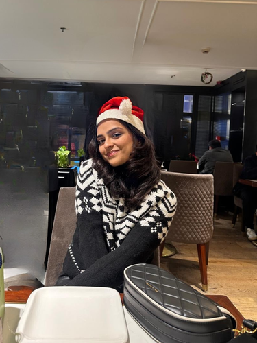 AARUSHI portfolio pic cover.png