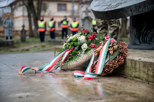 629213243 1520565619438009 1778476951140905640 n.jpg?stp=dst jpg s590x590 tt6& nc cat=105&ccb=1 7& n.jpg